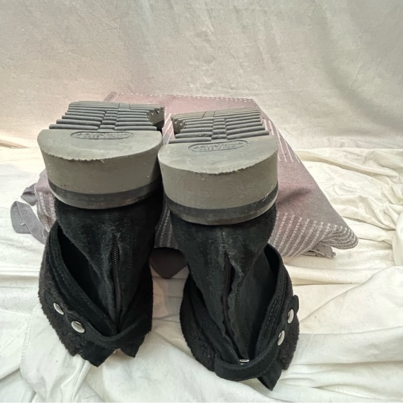 Aquatalia Black Pedri Suede Water-Resistant Cuff Boots 5.5 - Picture 16 of 16